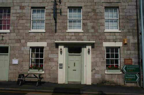 The Cross Keys Hotel Llanymynech Екстериор снимка